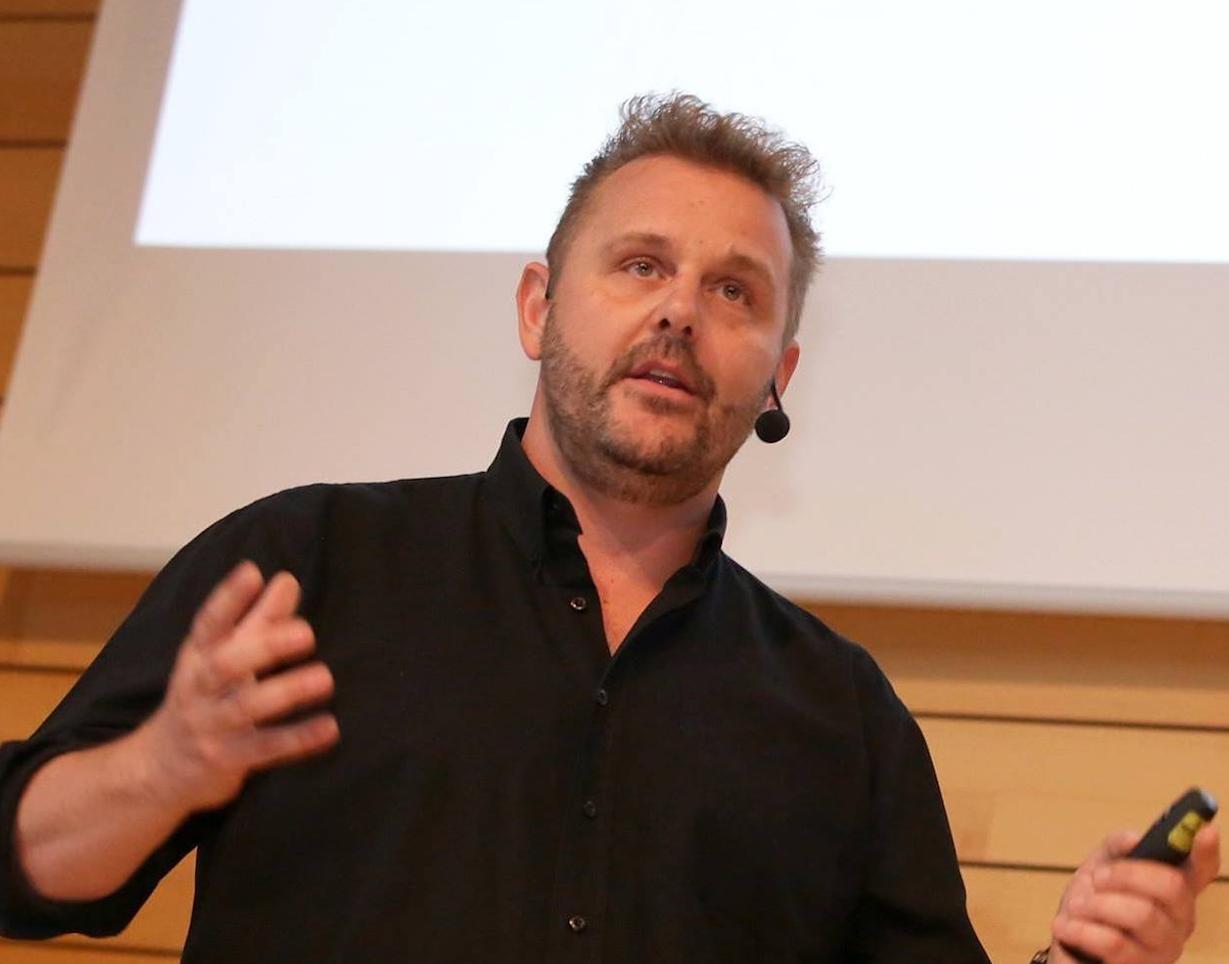 Werner Bruyns tijdens een presentatie